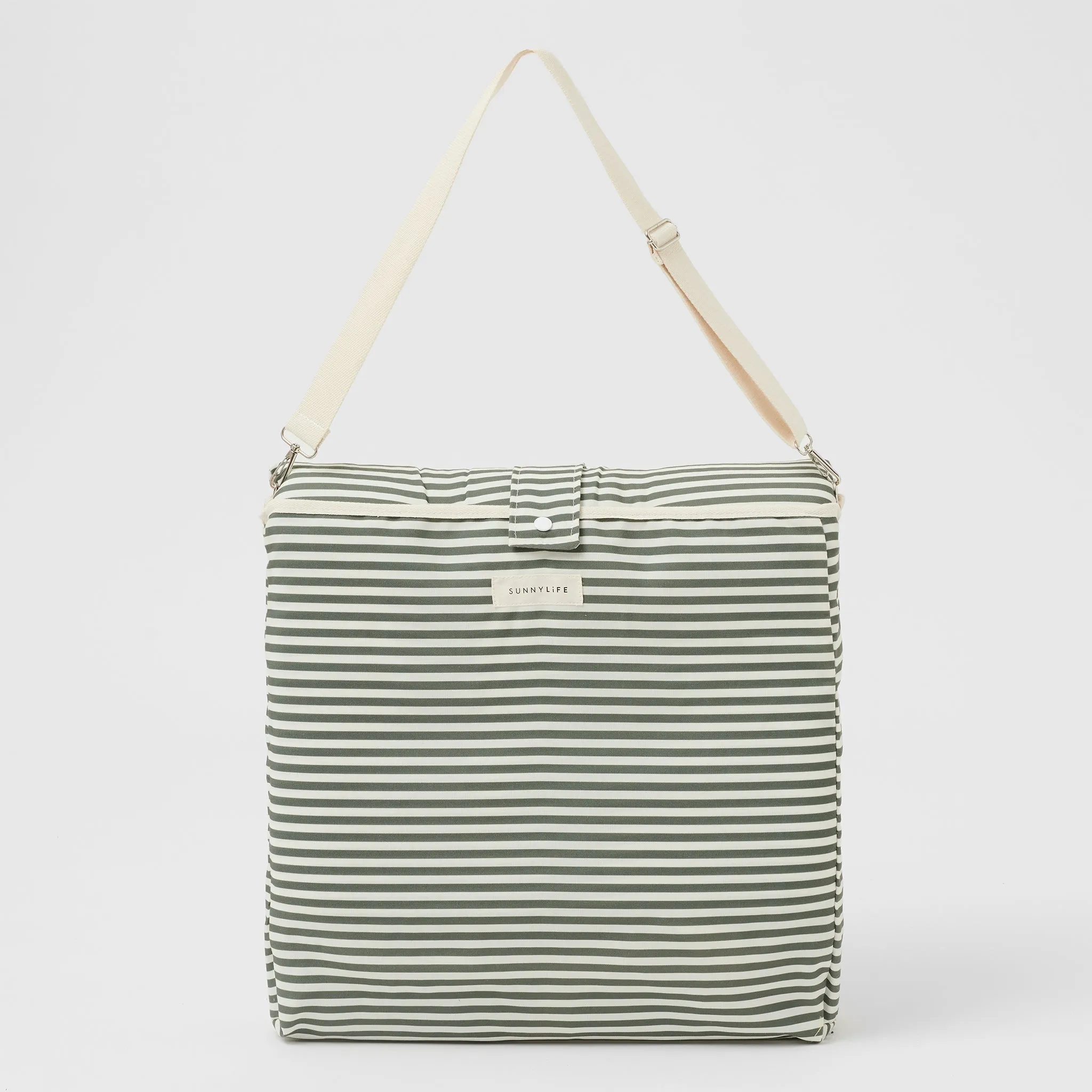 Beach Recliner | The Vacay Olive Sunnylife