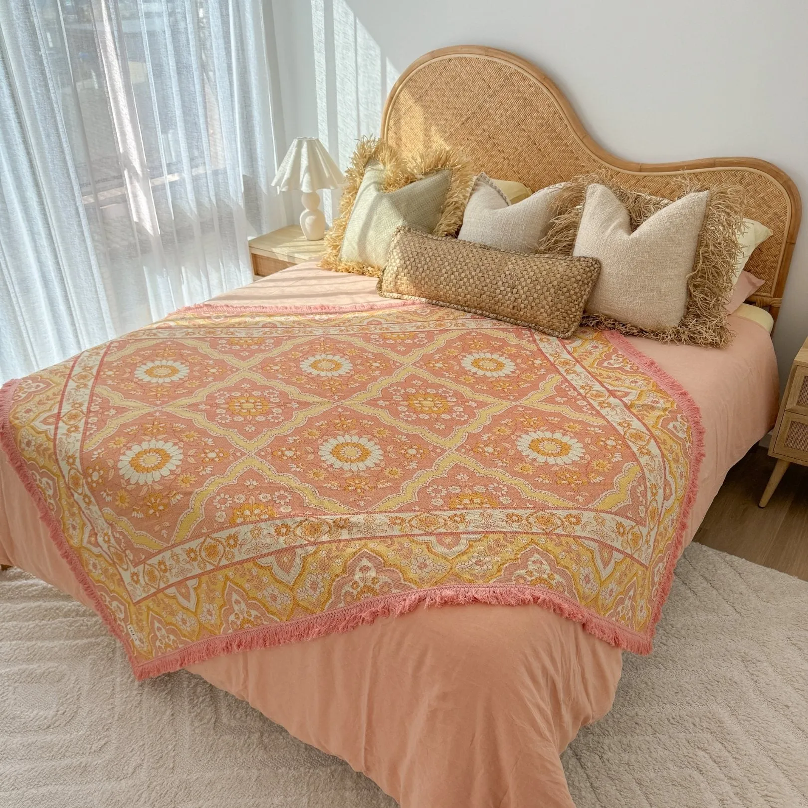 Calla Woven Picnic Rug XL ISAL LABEL