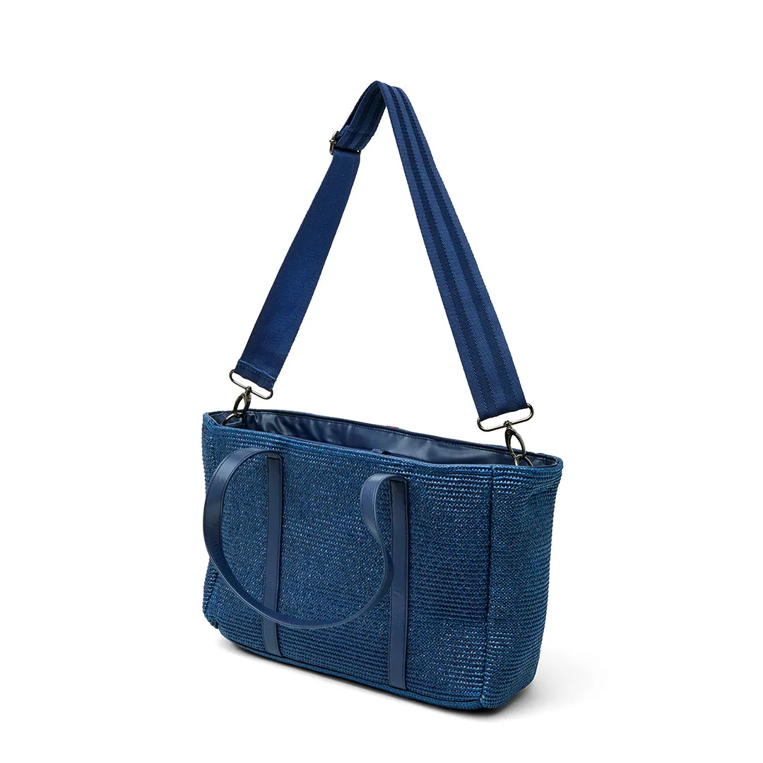 Coastal Escape Tote Think Royln