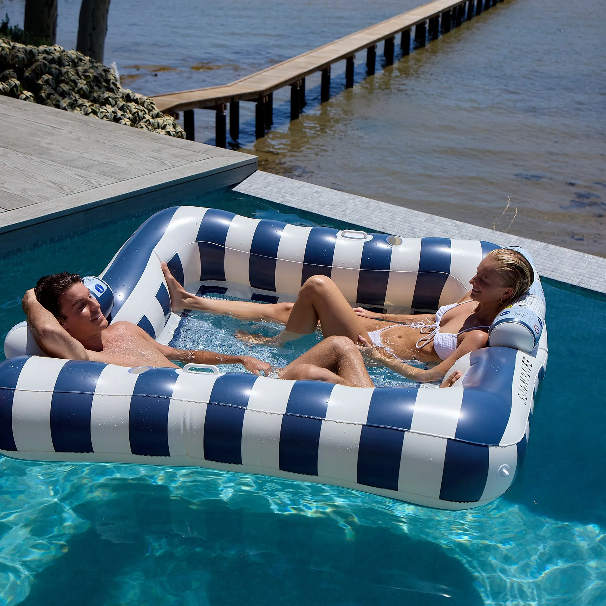 Deluxe Twin Hammock | Le Weekend Navy Stripe Sunnylife
