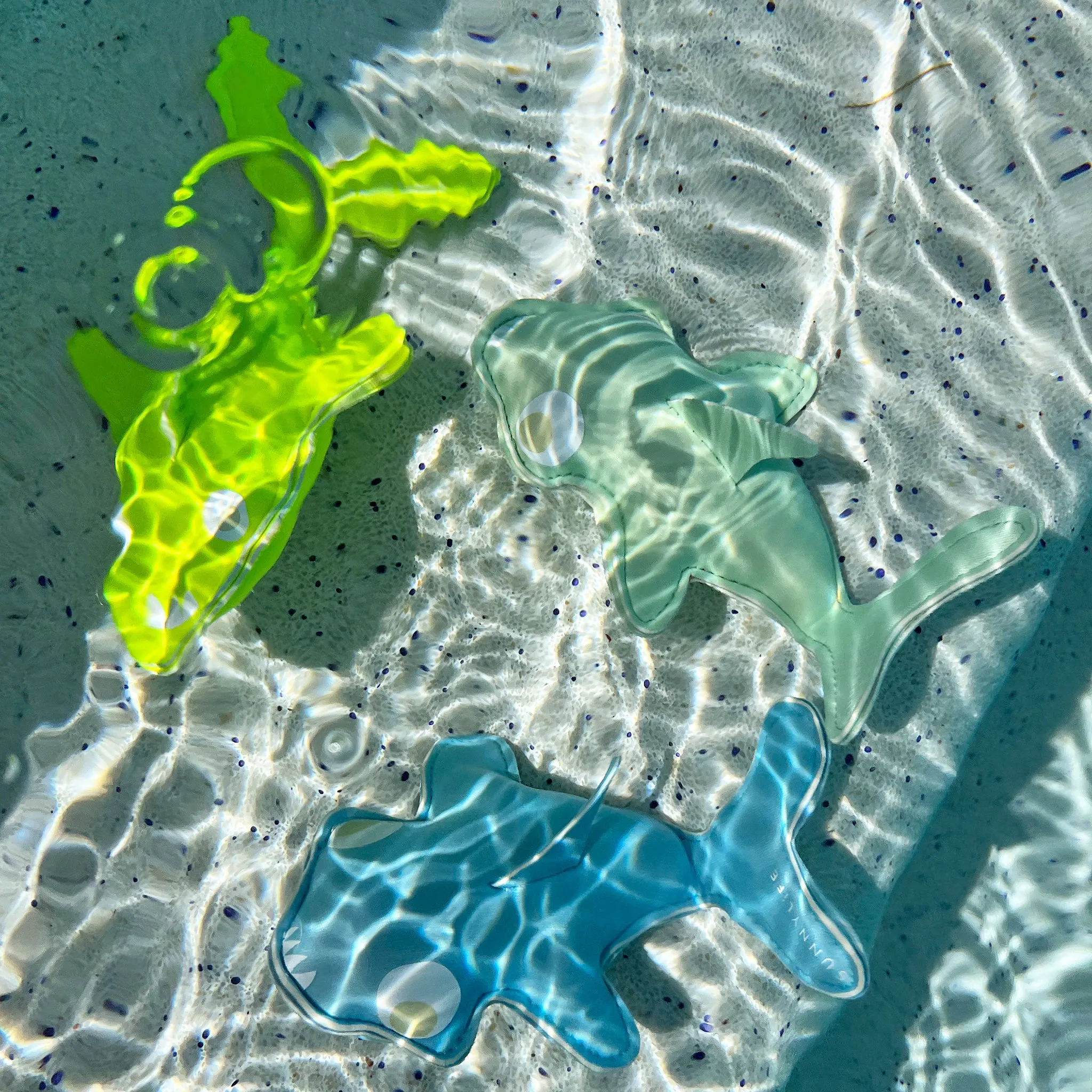 Dive Buddies | Salty the Shark Aqua Neon Yellow Sunnylife