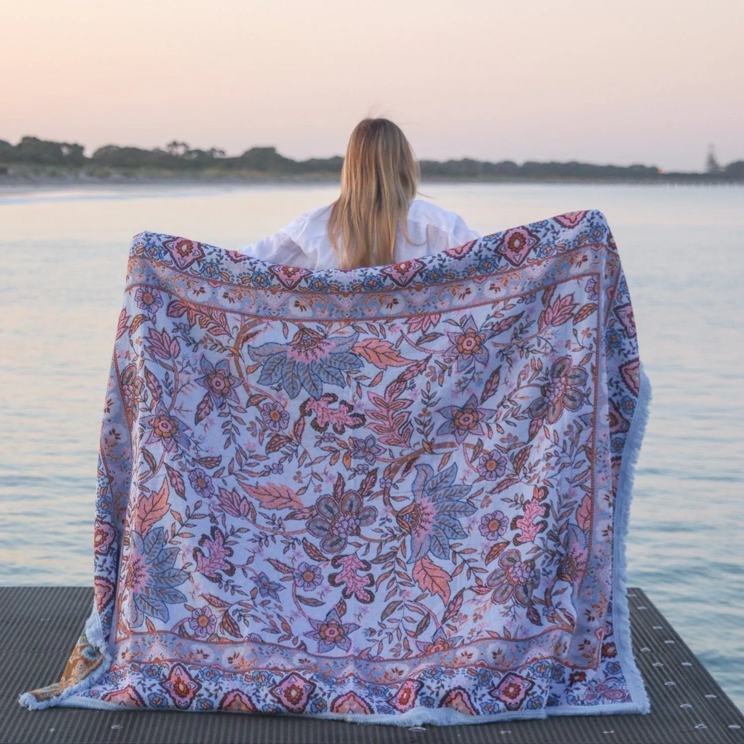 Fleur Woven Picnic Rug XL ISAL LABEL