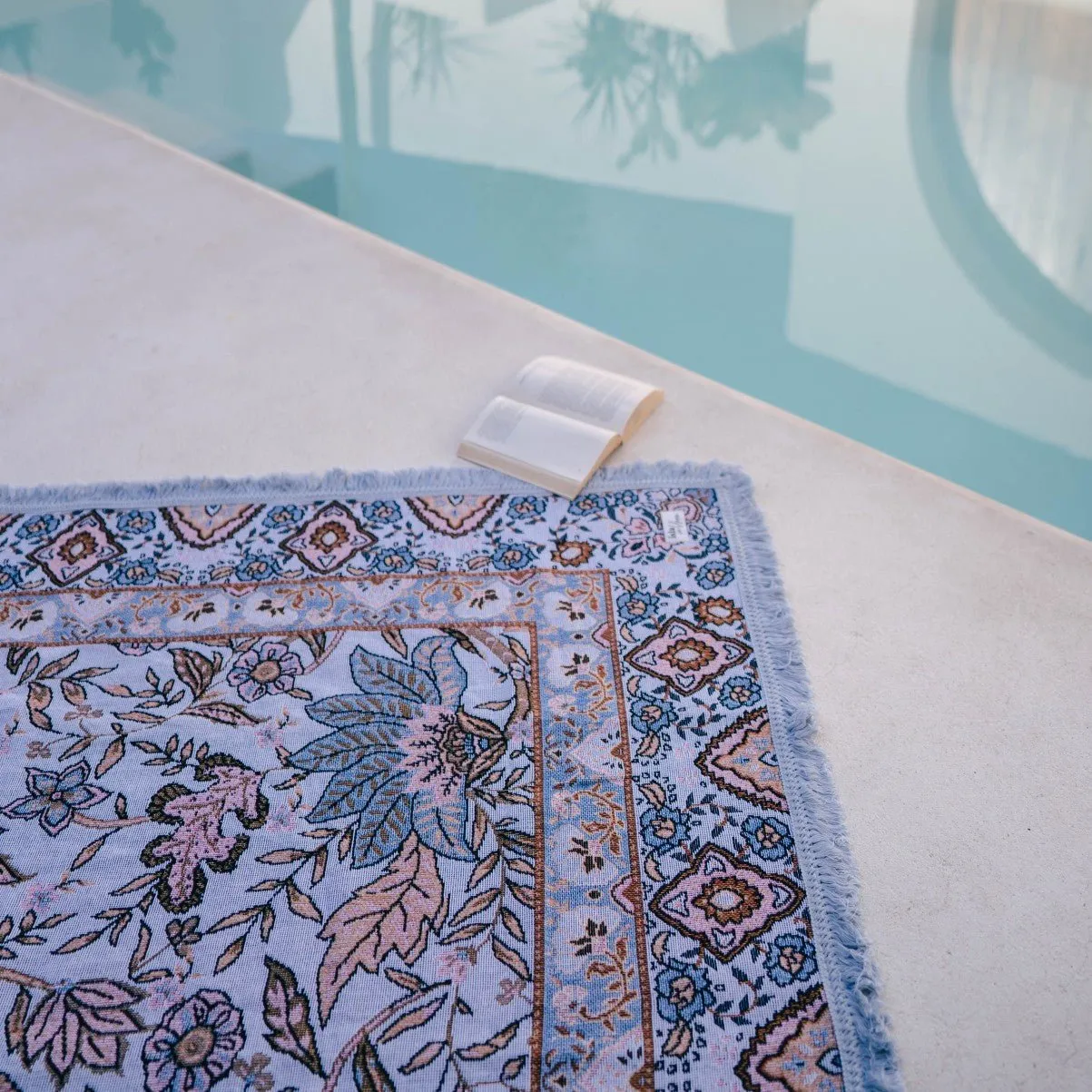 Fleur Woven Picnic Rug XL ISAL LABEL