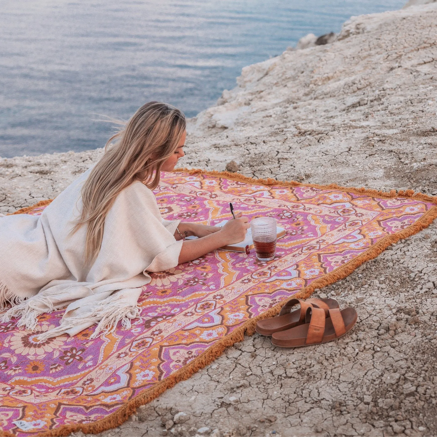 Goldie Woven Picnic Rug XL ISAL LABEL