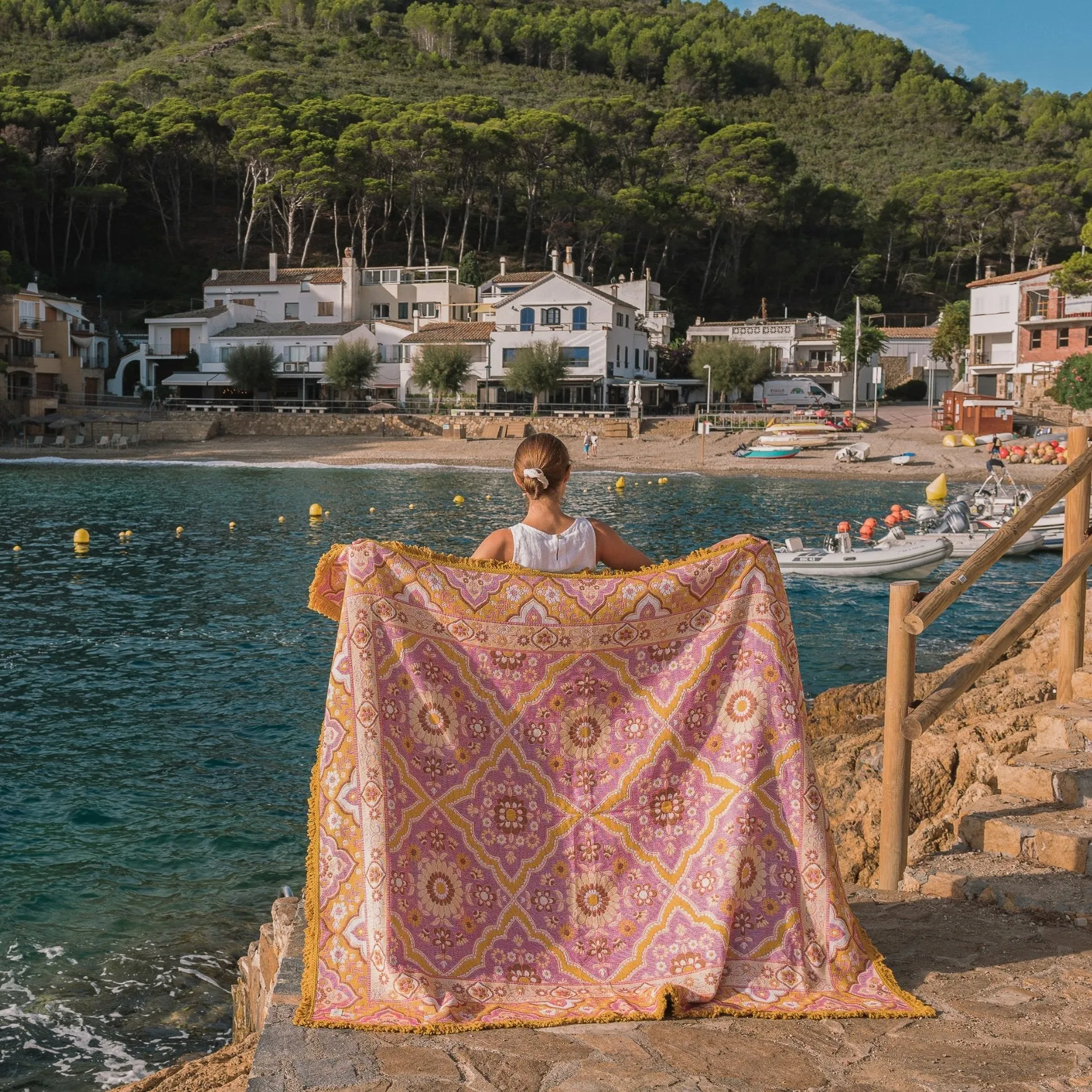 Goldie Woven Picnic Rug XL ISAL LABEL