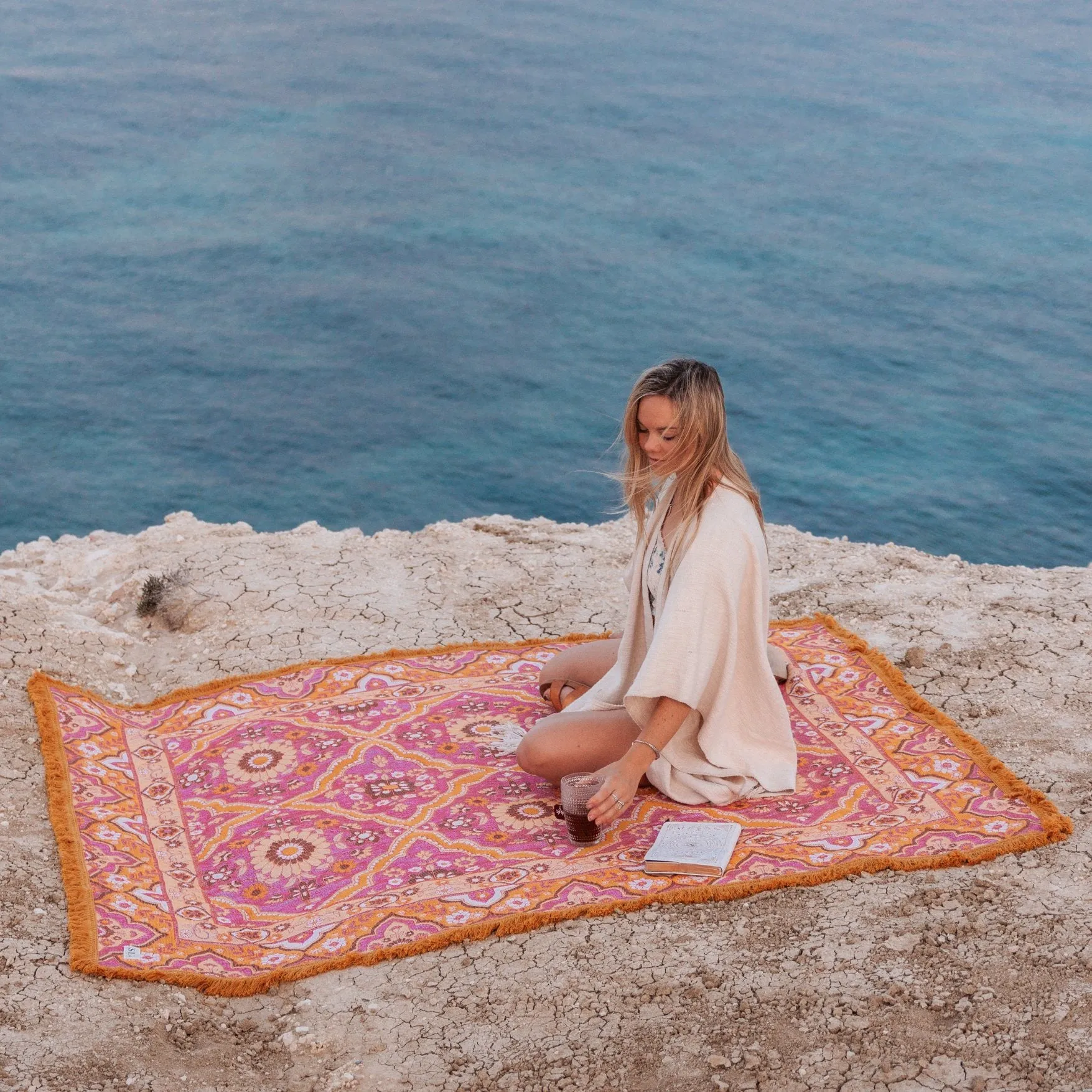 Goldie Woven Picnic Rug XL ISAL LABEL