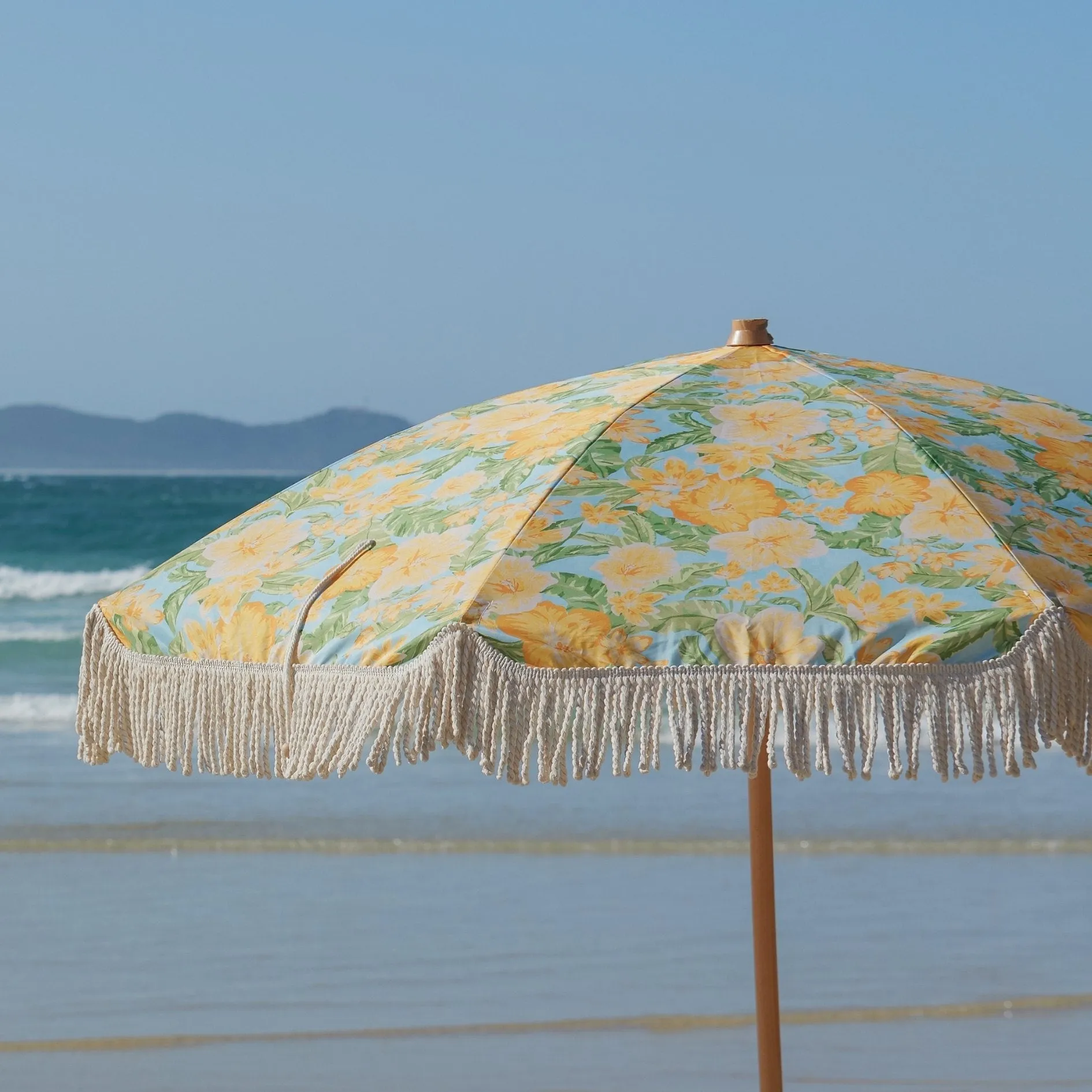 Hanalei Weekend Beach Umbrella ISAL LABEL