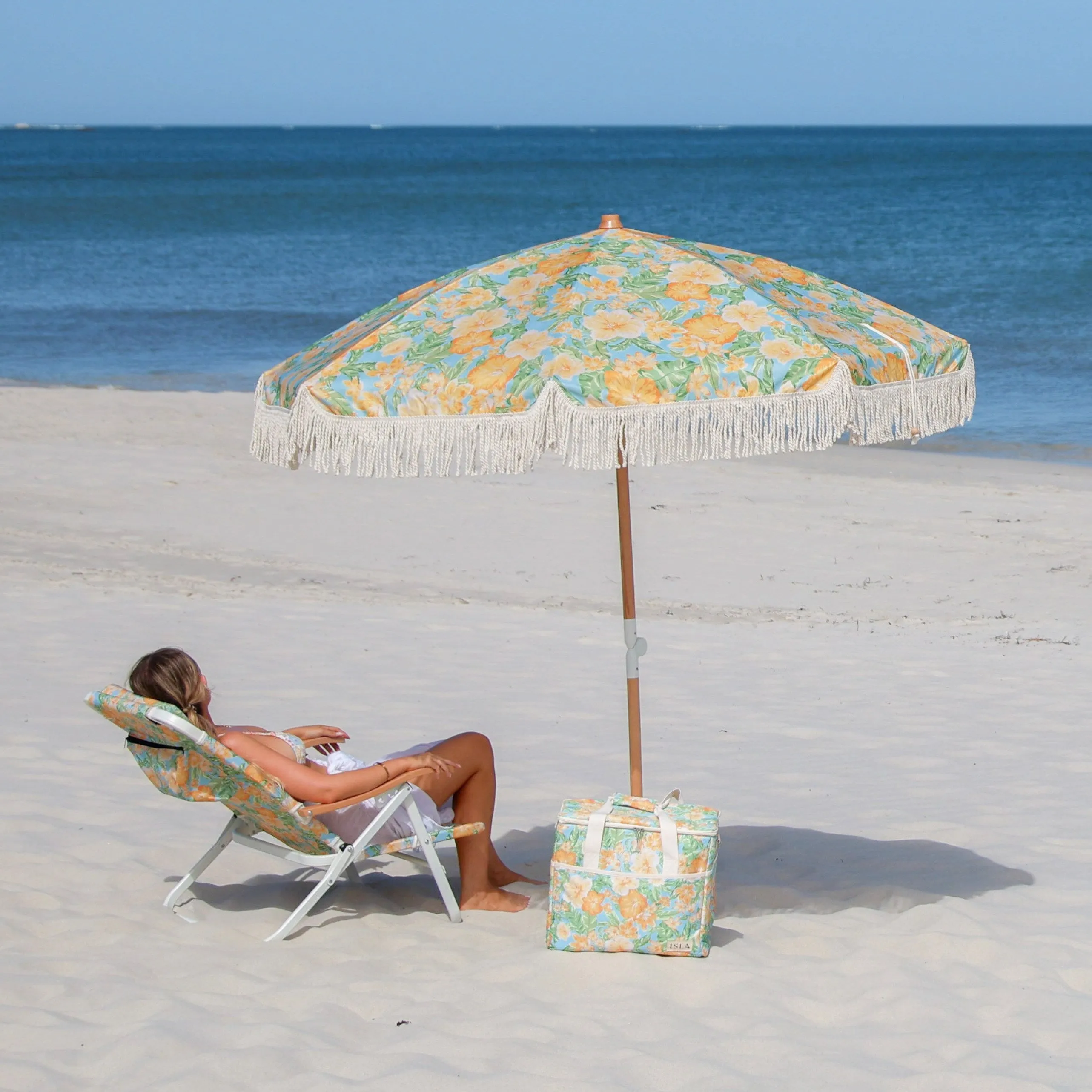 Hanalei Weekend Beach Umbrella ISAL LABEL