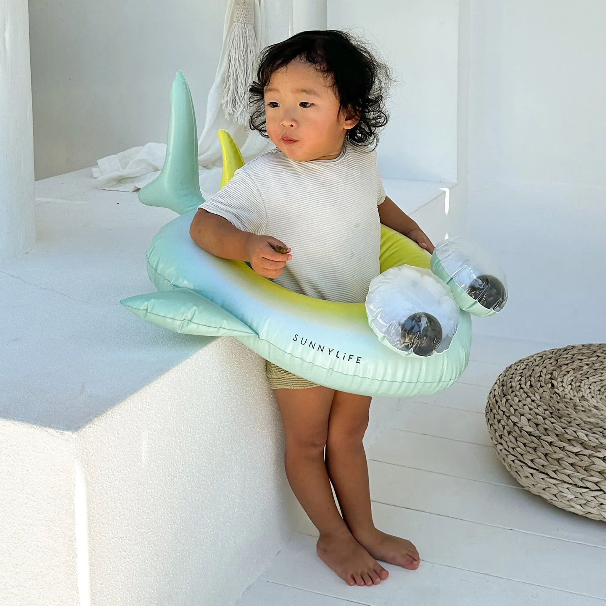 Kiddy Float | Salty the Shark Multi Sunnylife