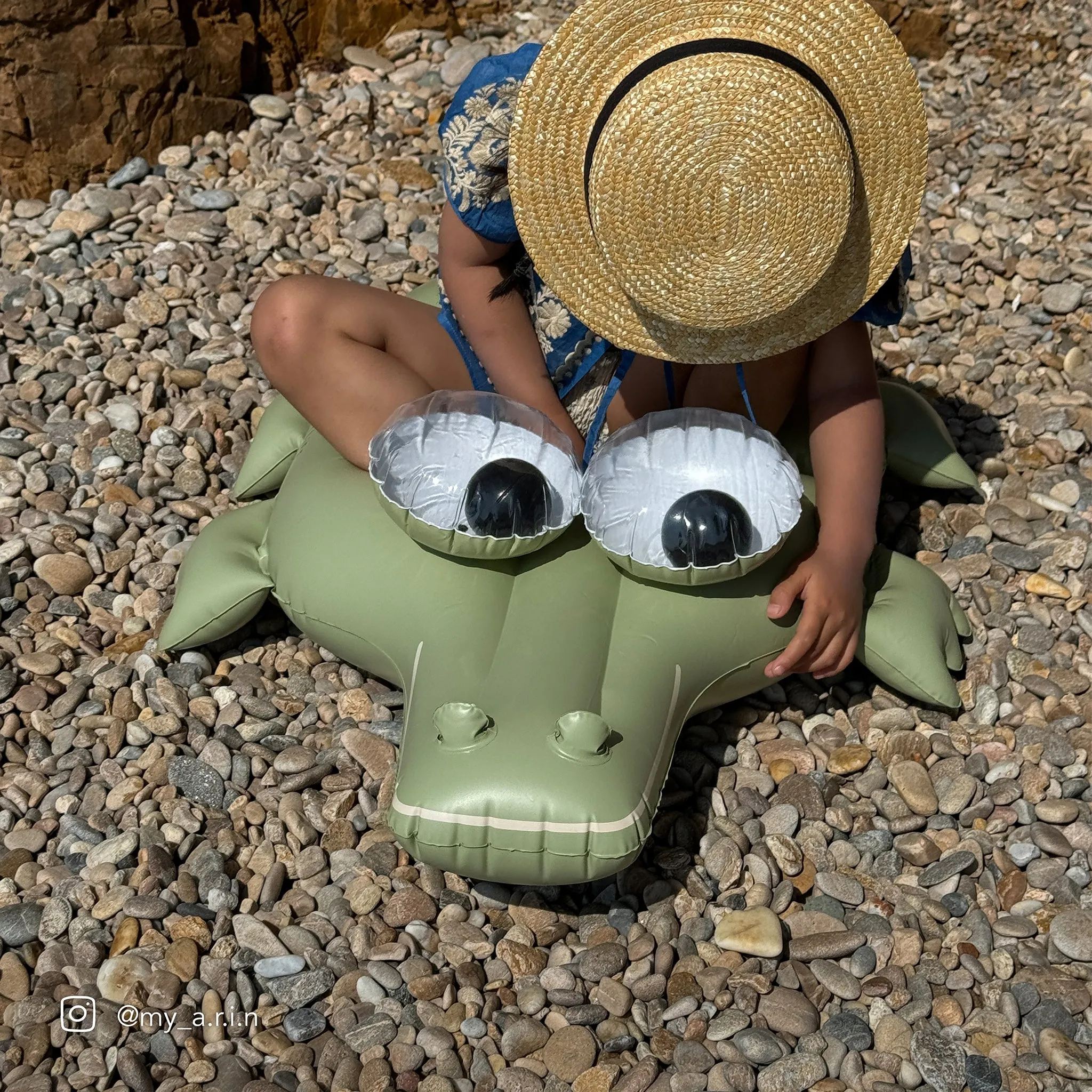 Kids Tube Pool Ring | Cookie the Croc Khaki Sunnylife