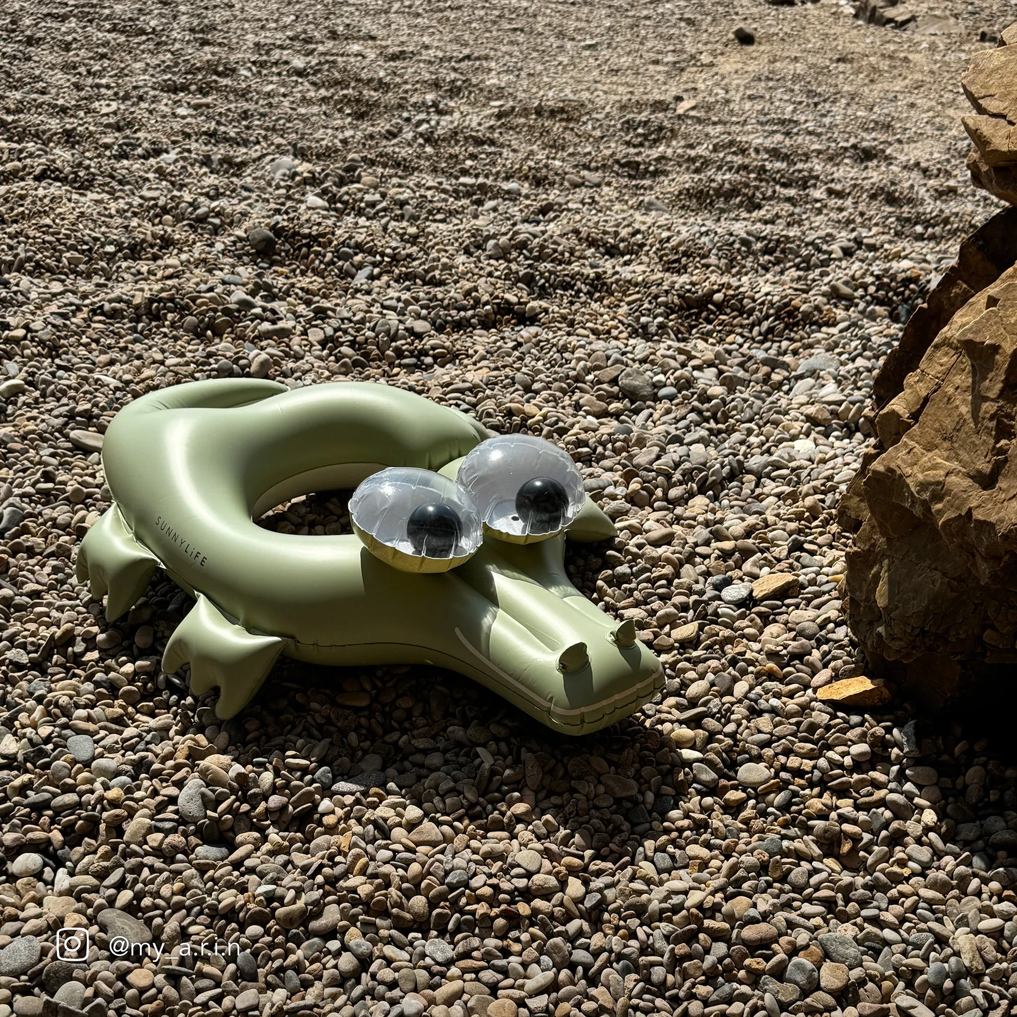 Kids Tube Pool Ring | Cookie the Croc Khaki Sunnylife