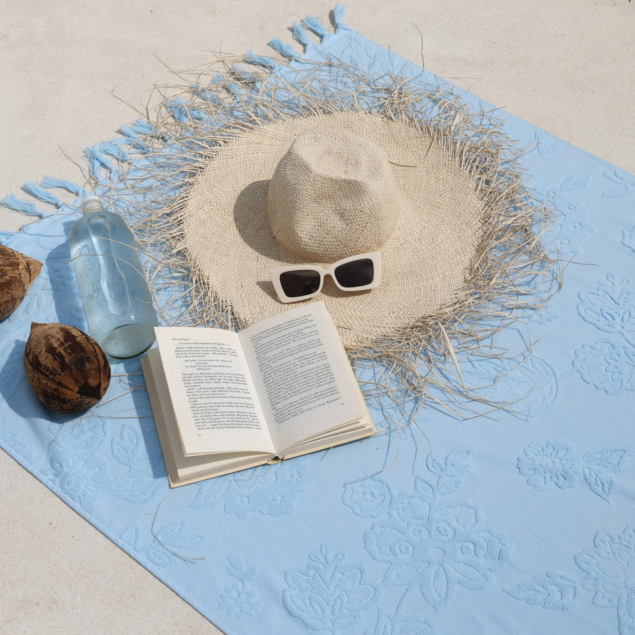 Lucia Sky Beach Towel ISAL LABEL