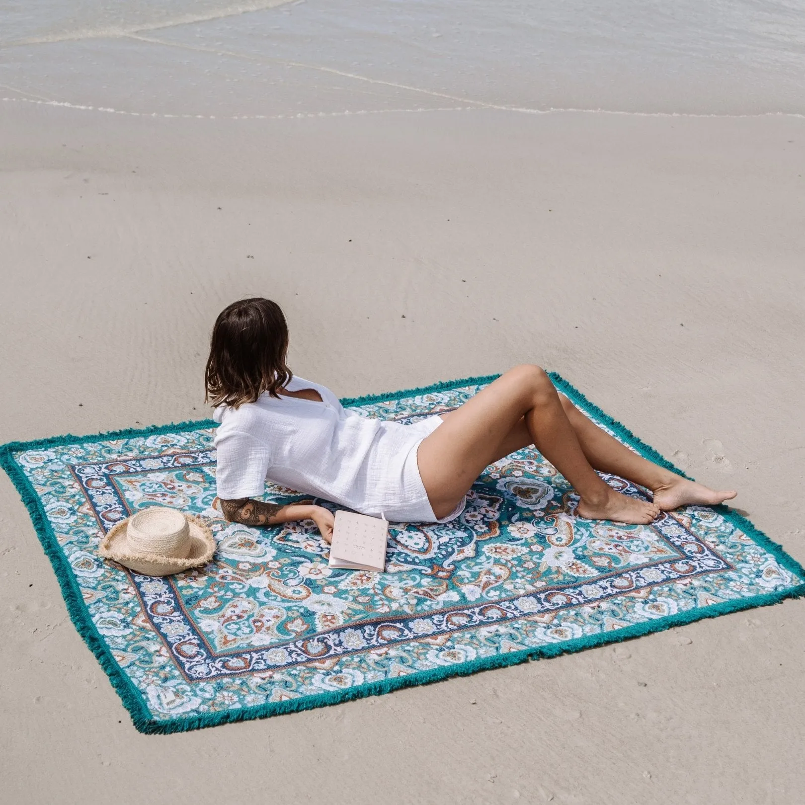 Luna Woven Picnic Rug XL ISAL LABEL