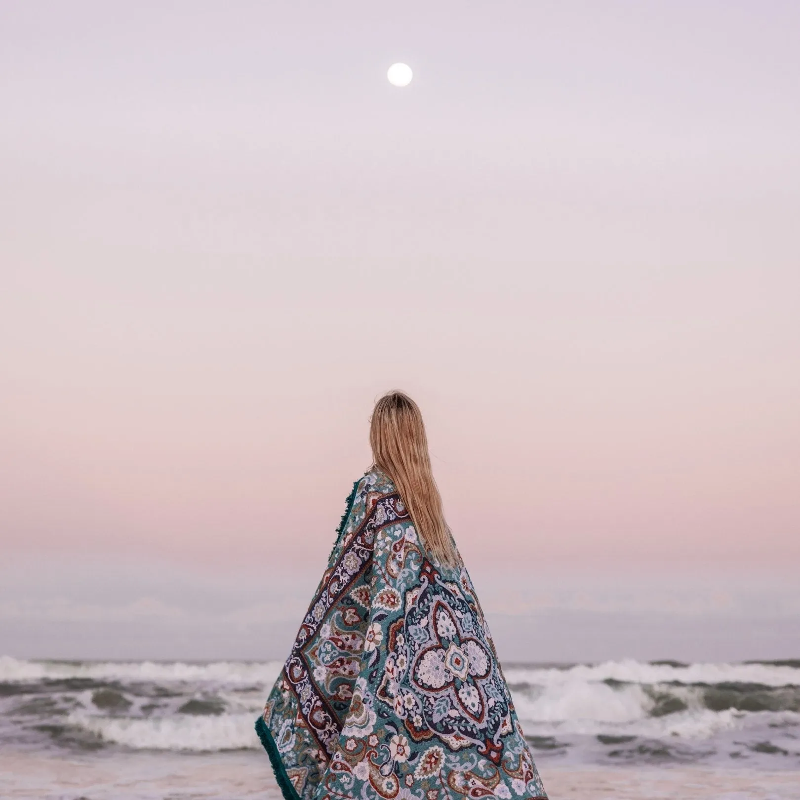Luna Woven Picnic Rug XL ISAL LABEL