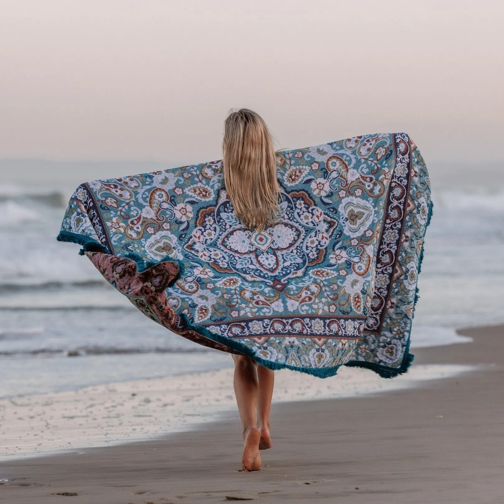Luna Woven Picnic Rug XL ISAL LABEL