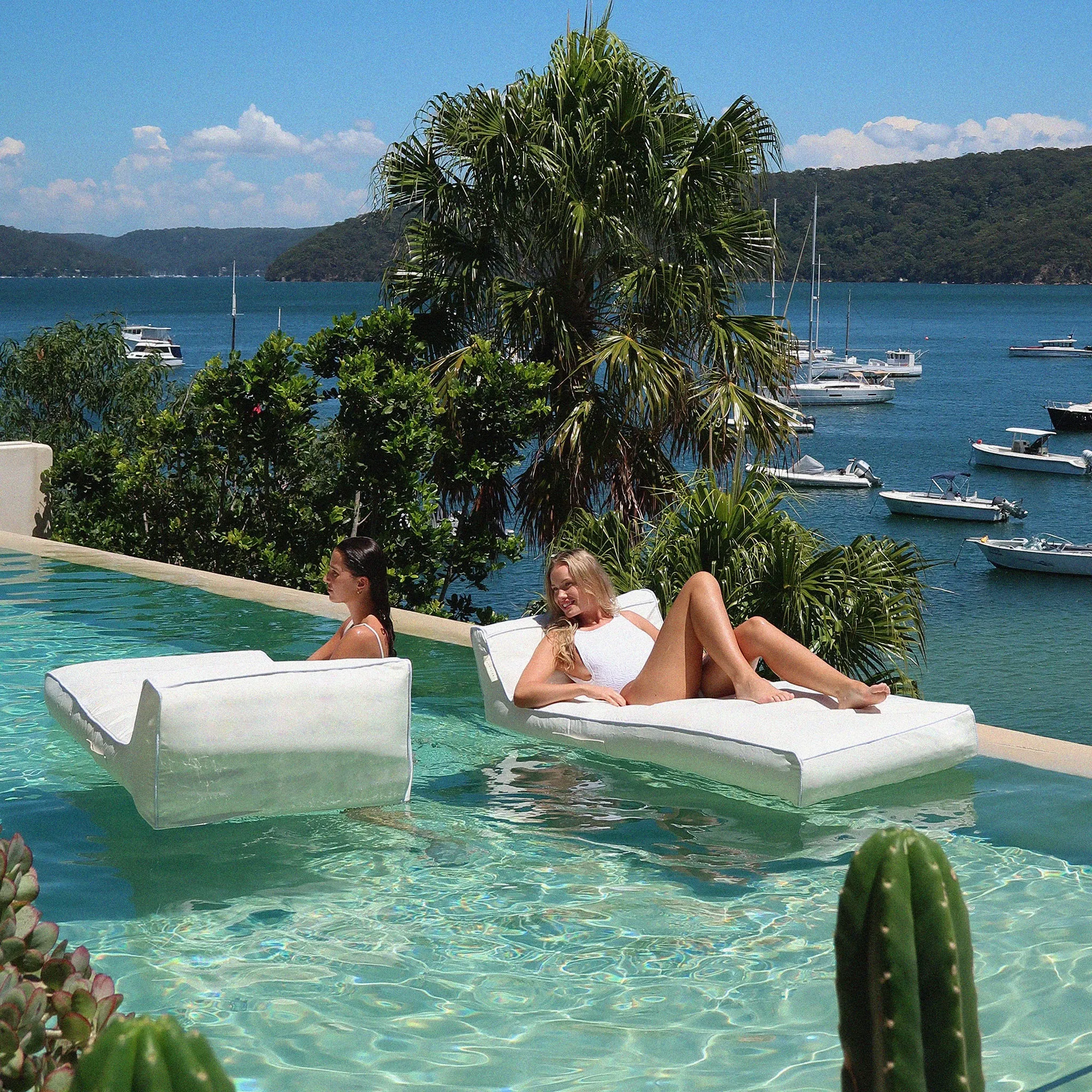 Luxe Lie-On Lounger | Casa Sunnylife