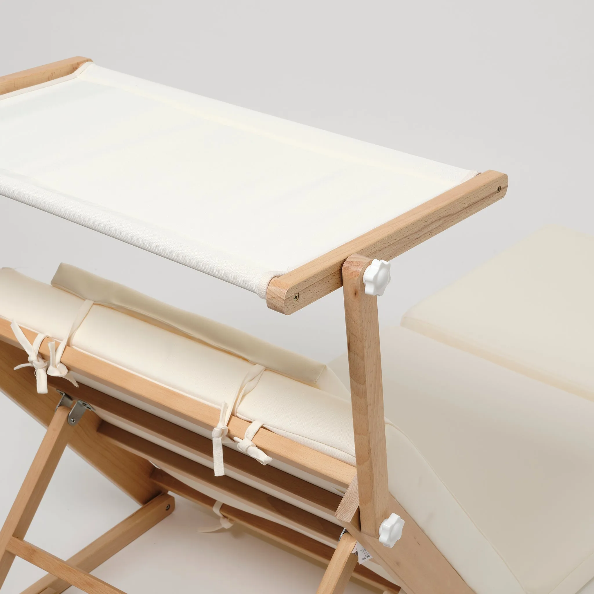 Pool House Daybed | Casa Cream Sunnylife