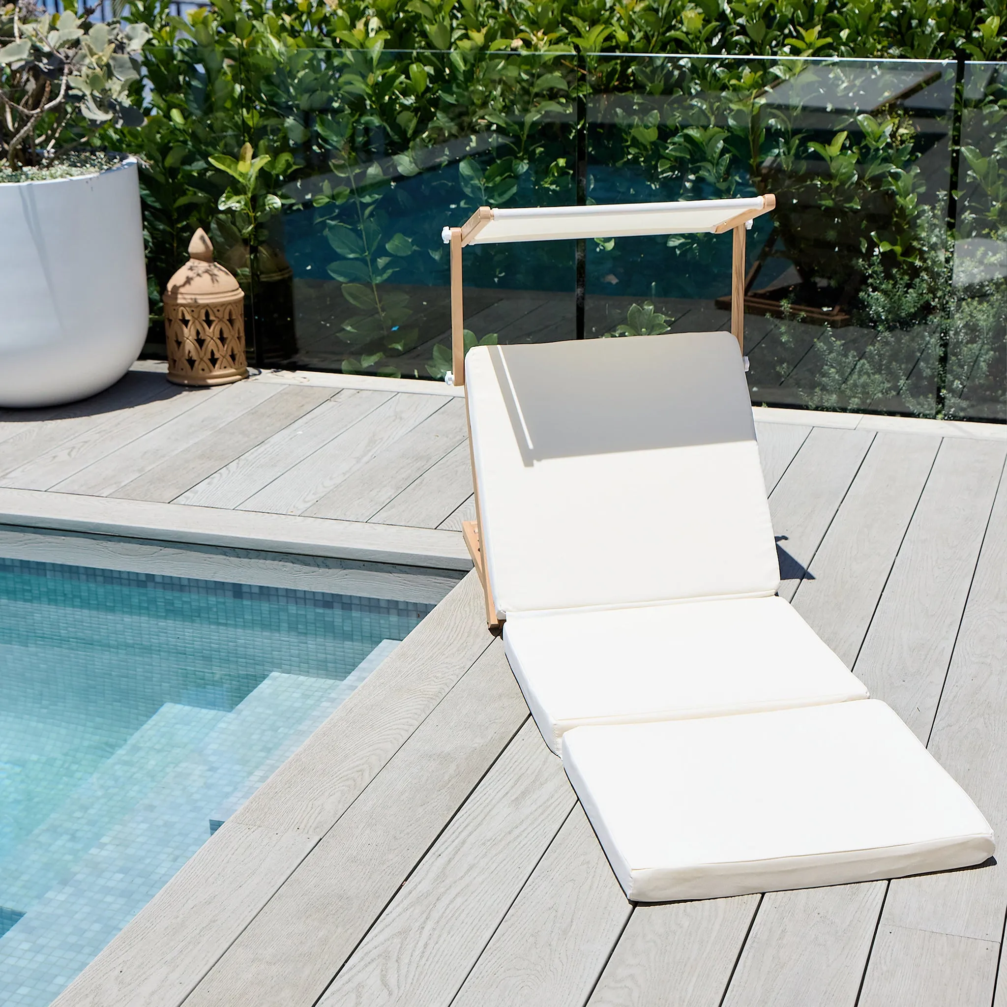 Pool House Daybed | Casa Cream Sunnylife