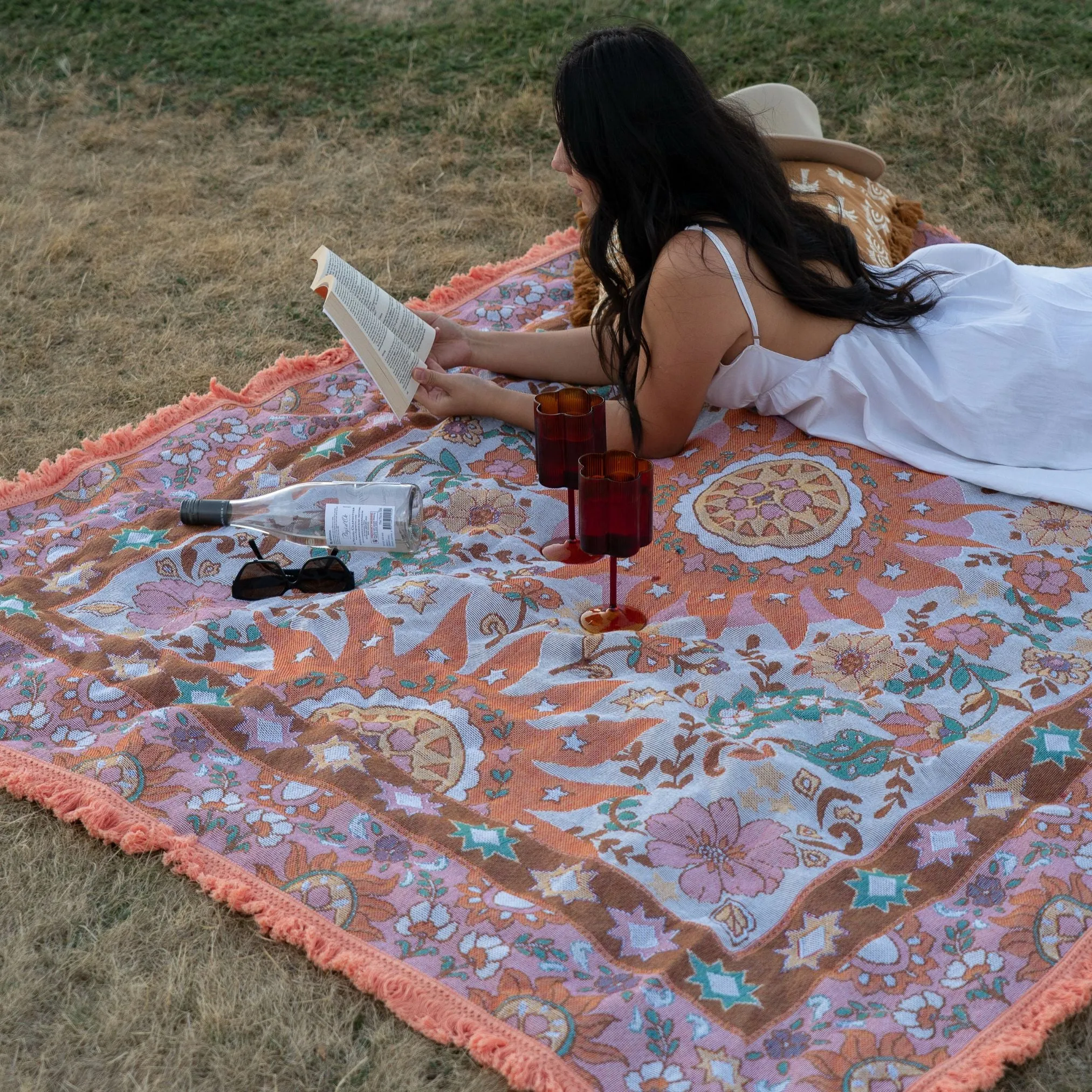 Sunchaser Woven Picnic Rug XL ISAL LABEL
