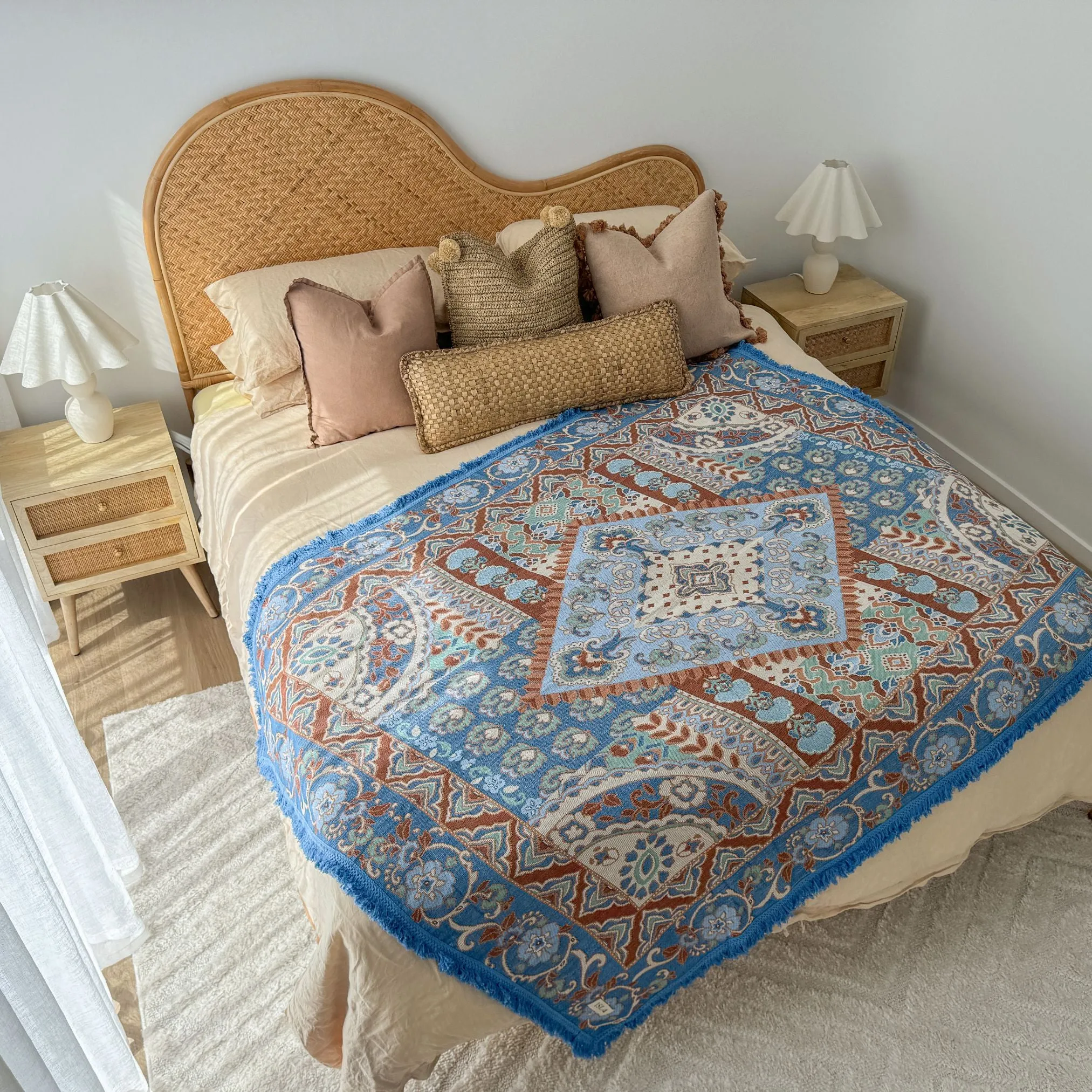 Zephyr Woven Picnic Rug XL ISAL LABEL